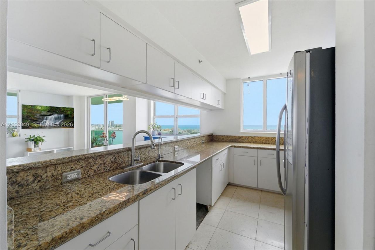 650 West Ave, Unit 2612, Miami Beach, FL 33139 Photo