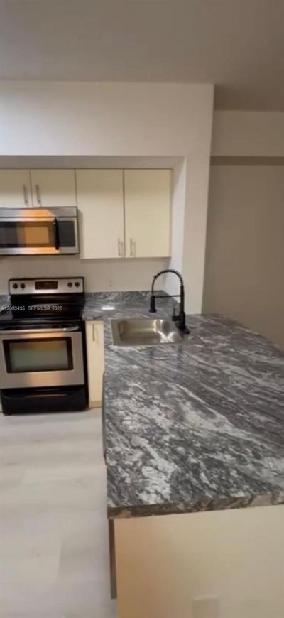 5077 NW 7th St , Unit 1107, Miami, FL 33126 Photo