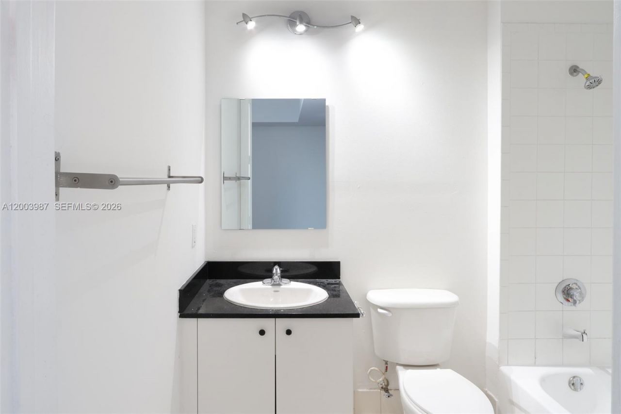 2200 NE 4th Ave, Unit 603, Miami, FL 33137 Photo
