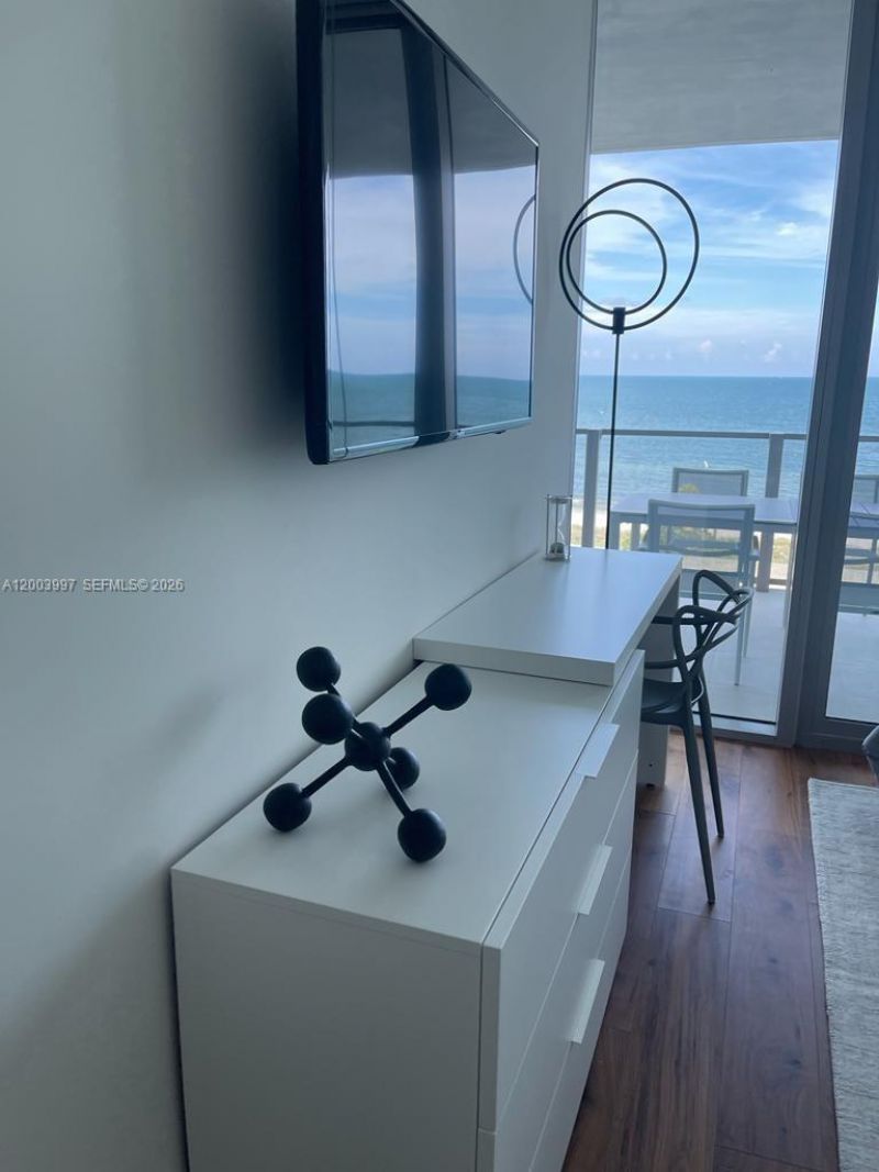 360 Ocean Dr , Unit 604S, Key Biscayne, FL 33149 Photo
