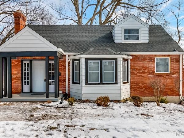 216 S Hartnett Avenue , Ferguson, MO 63135