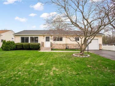 400 Lafayette Road , Rochester, NY 14609