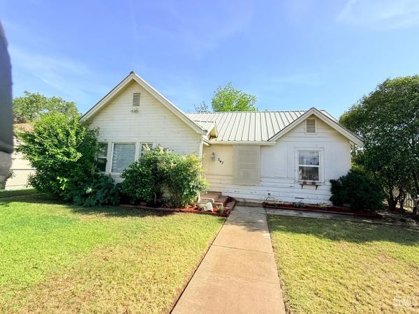 347 Francis Street, Bakersfield, CA 93308
