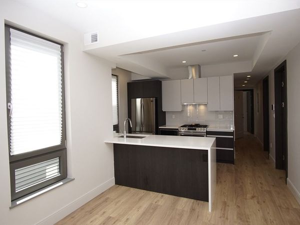 31 Buttonwood, Unit 2, Boston, MA 02125