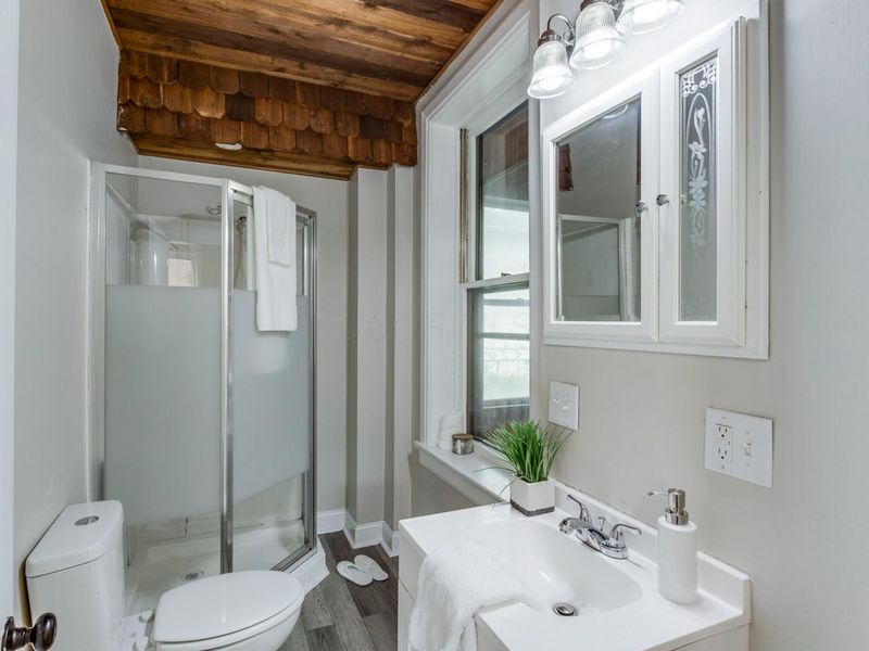 168 E Central Avenue , Delaware, OH 43015 Photo 29