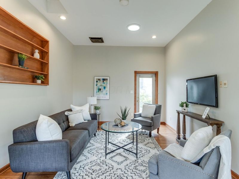 168 E Central Avenue , Delaware, OH 43015 Photo 39