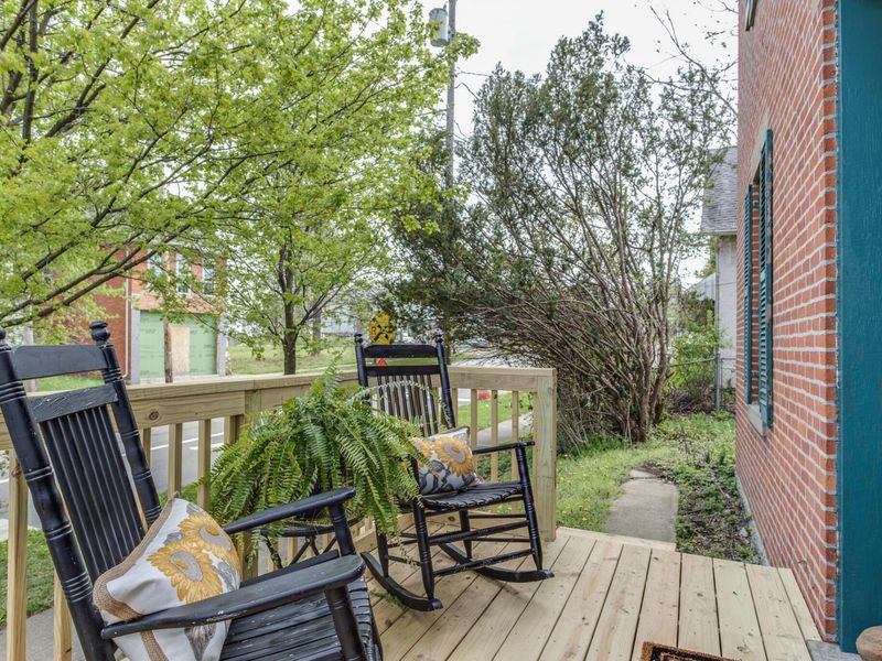 168 E Central Avenue , Delaware, OH 43015 Photo 5