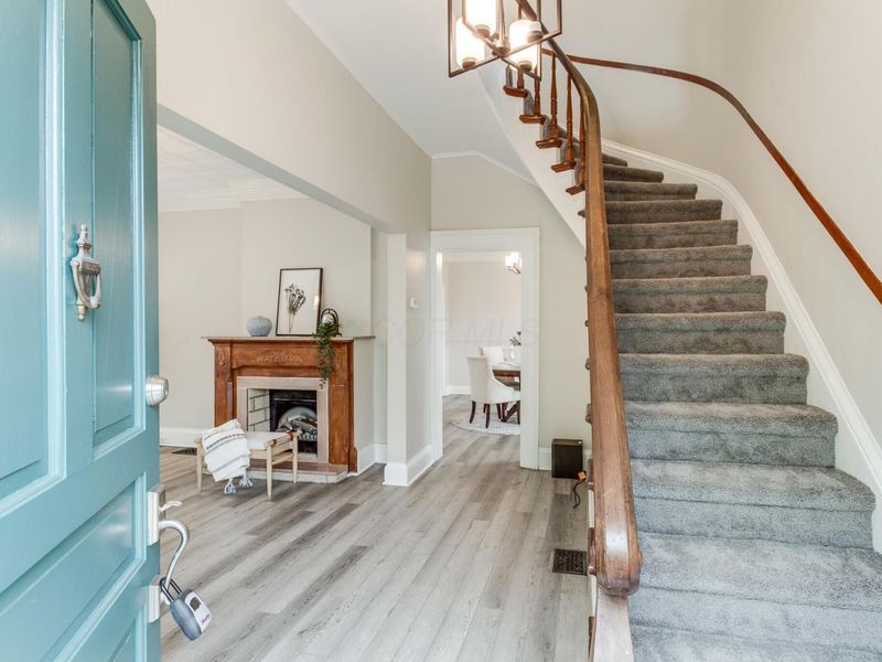 168 E Central Avenue , Delaware, OH 43015 Photo 8