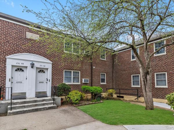 251-42 61st Avenue , Unit #3-1150, Little Neck, NY 11362