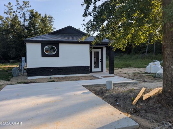 13777 Windsor Avenue, Youngstown, FL 32466