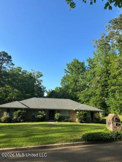 355 Lakewood Road, Vicksburg, MS 39180 Main Photo