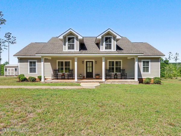 140 Leslie Williams Road, Lucedale, MS 39452