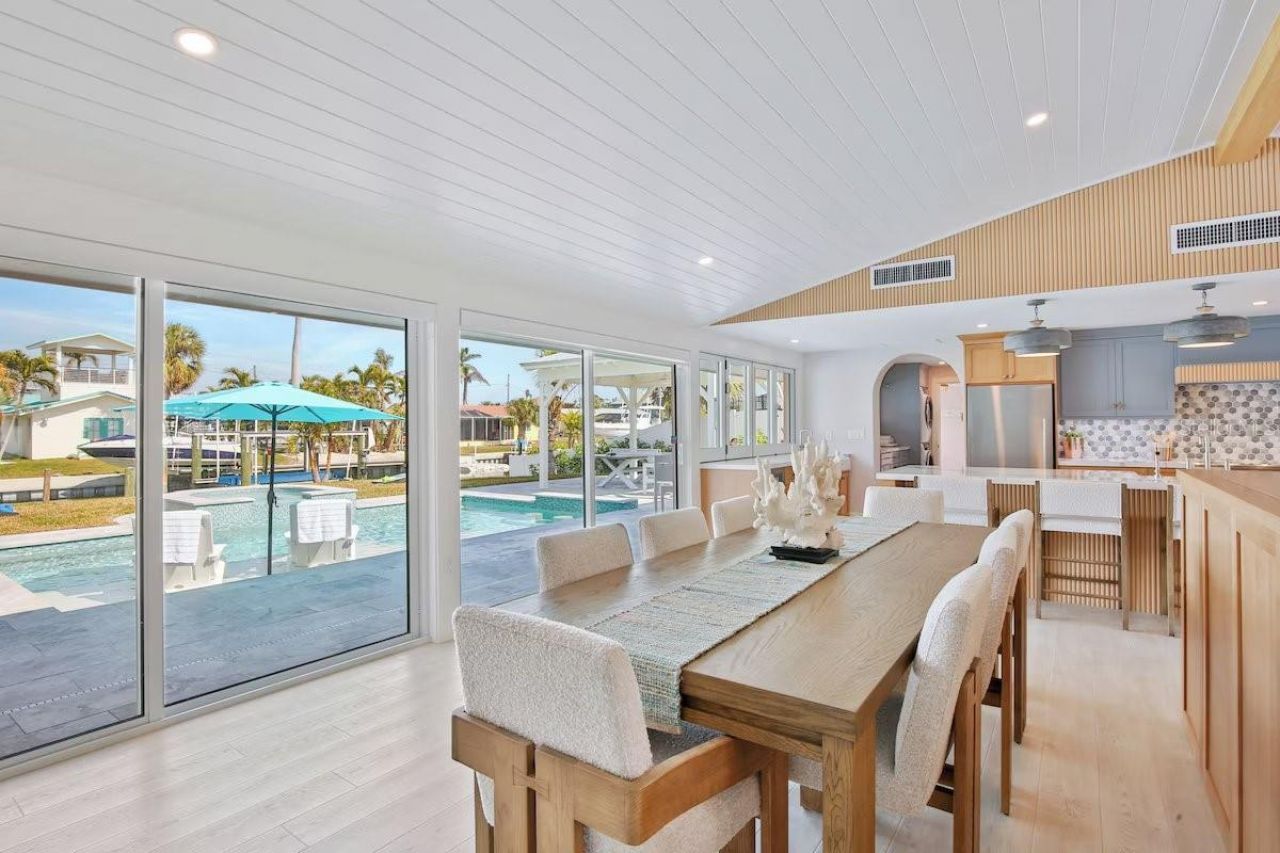 605 Concord Lane, Holmes Beach, FL 34217 Photo