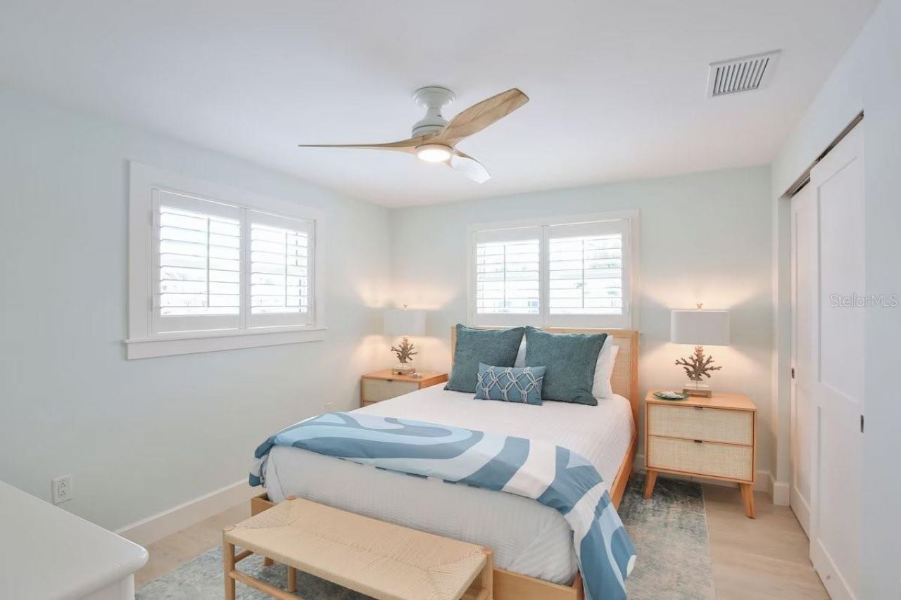 605 Concord Lane, Holmes Beach, FL 34217 Photo