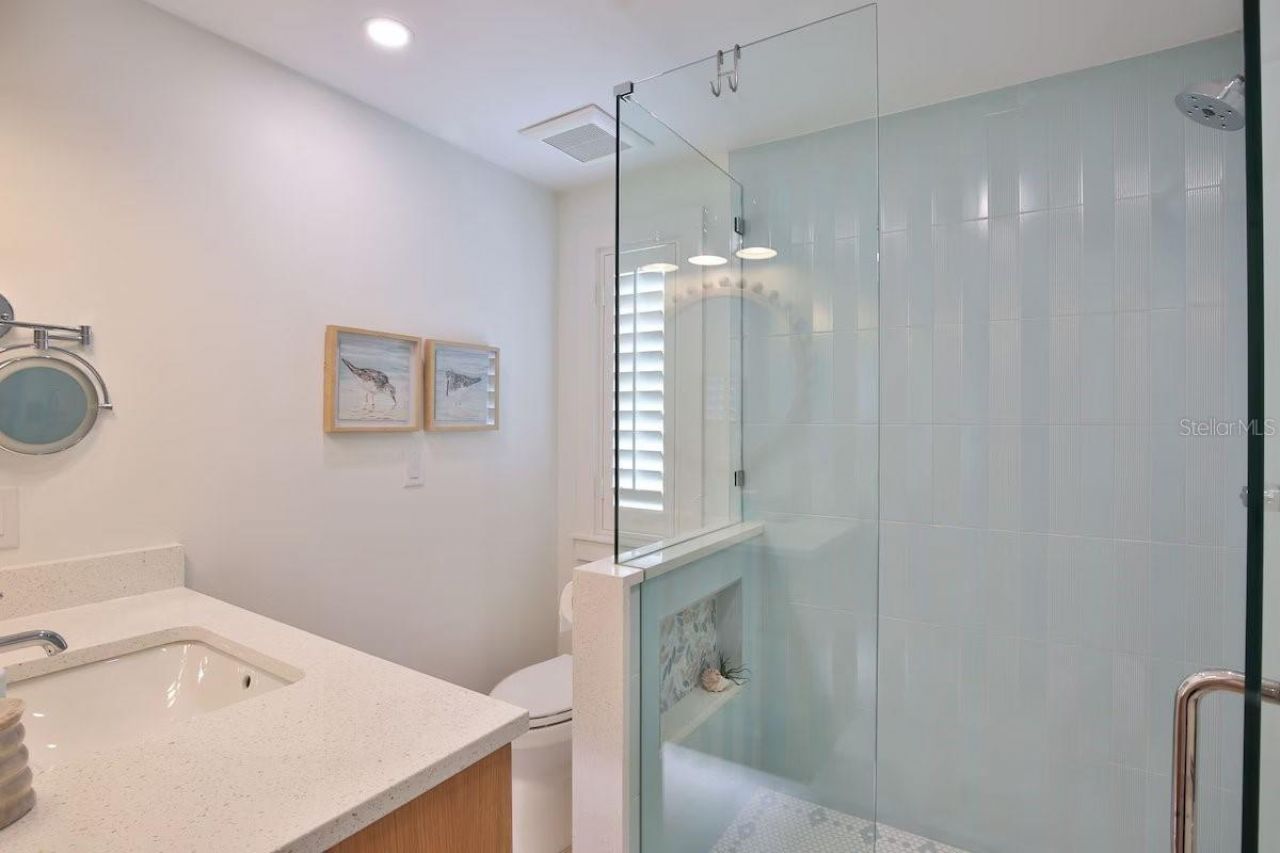 605 Concord Lane, Holmes Beach, FL 34217 Photo