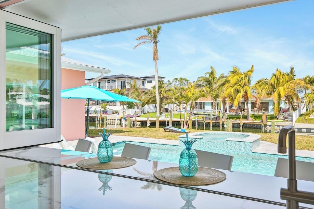605 Concord Lane, Holmes Beach, FL 34217 Photo