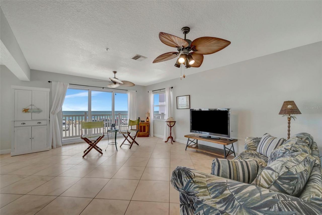 1105 Gulf Drive S, Unit 2, Bradenton Beach, FL 34217 Photo
