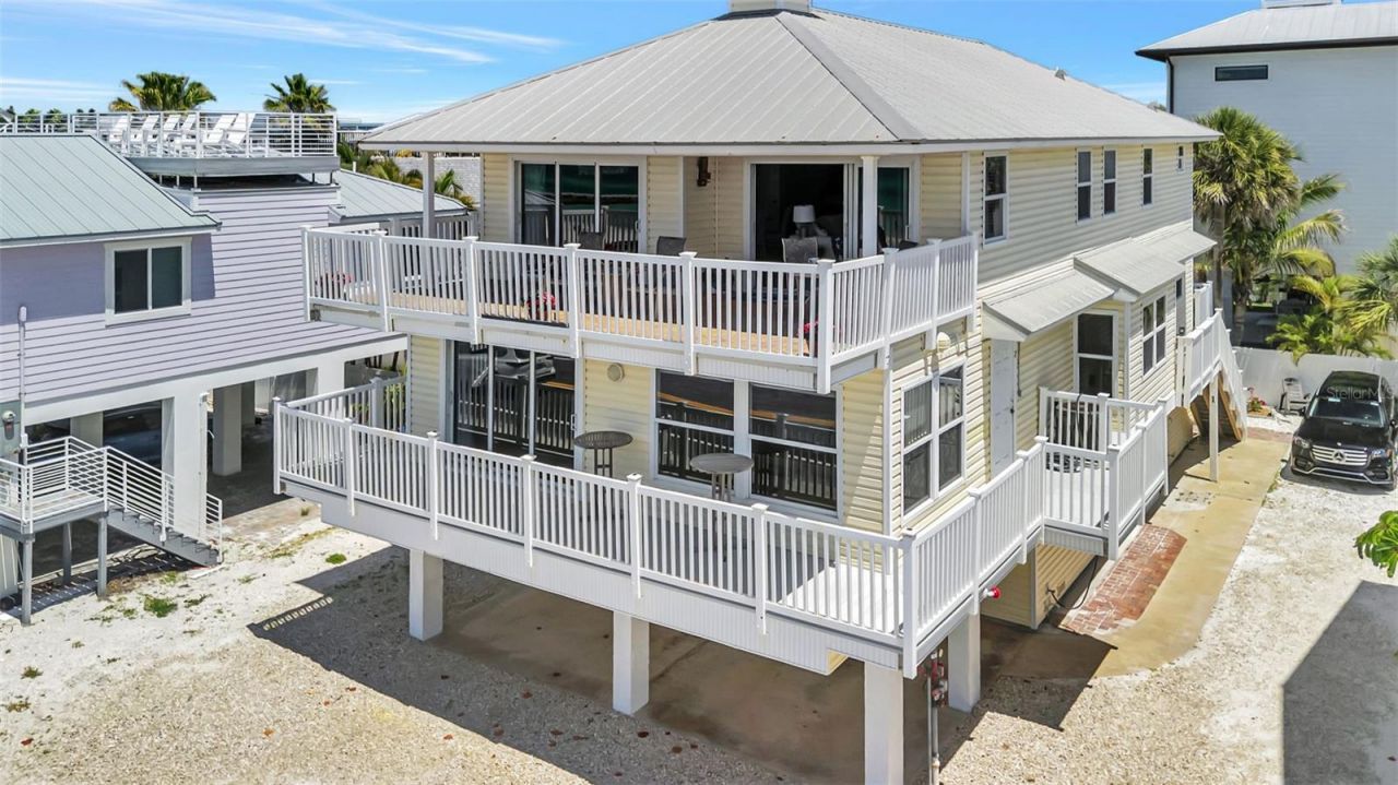1105 Gulf Drive S, Unit 2, Bradenton Beach, FL 34217 Photo