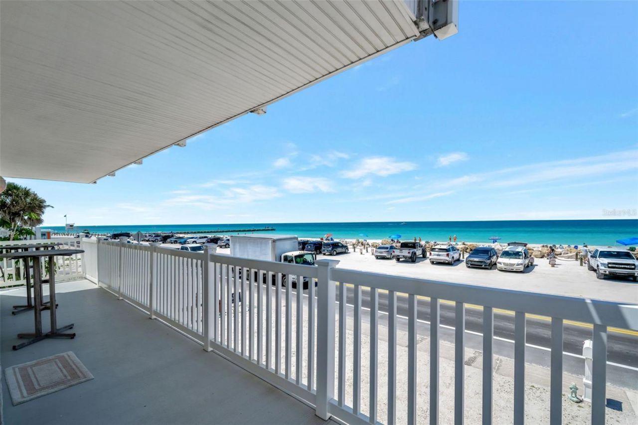 1105 Gulf Drive S, Unit 2, Bradenton Beach, FL 34217 Photo