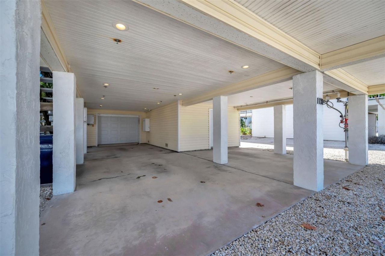 1105 Gulf Drive S, Unit 2, Bradenton Beach, FL 34217 Photo