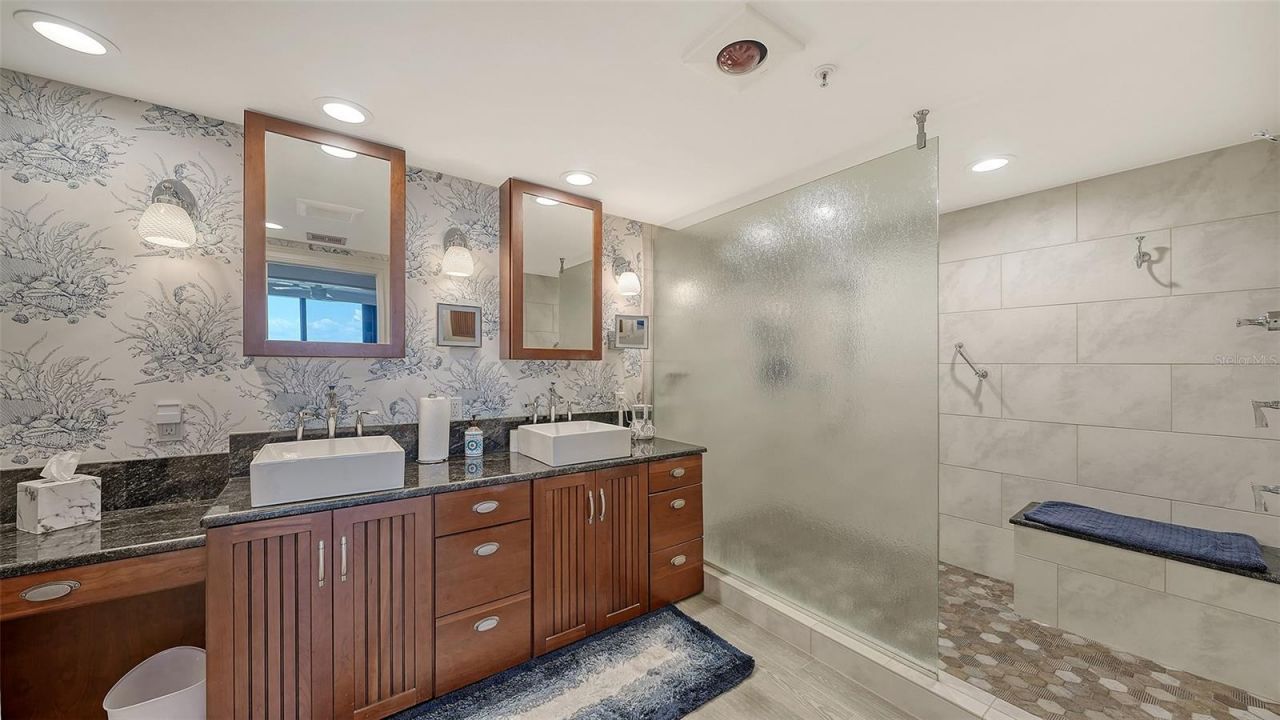 2110 Harbourside Drive, Unit 536, Longboat Key, FL 34228 Photo