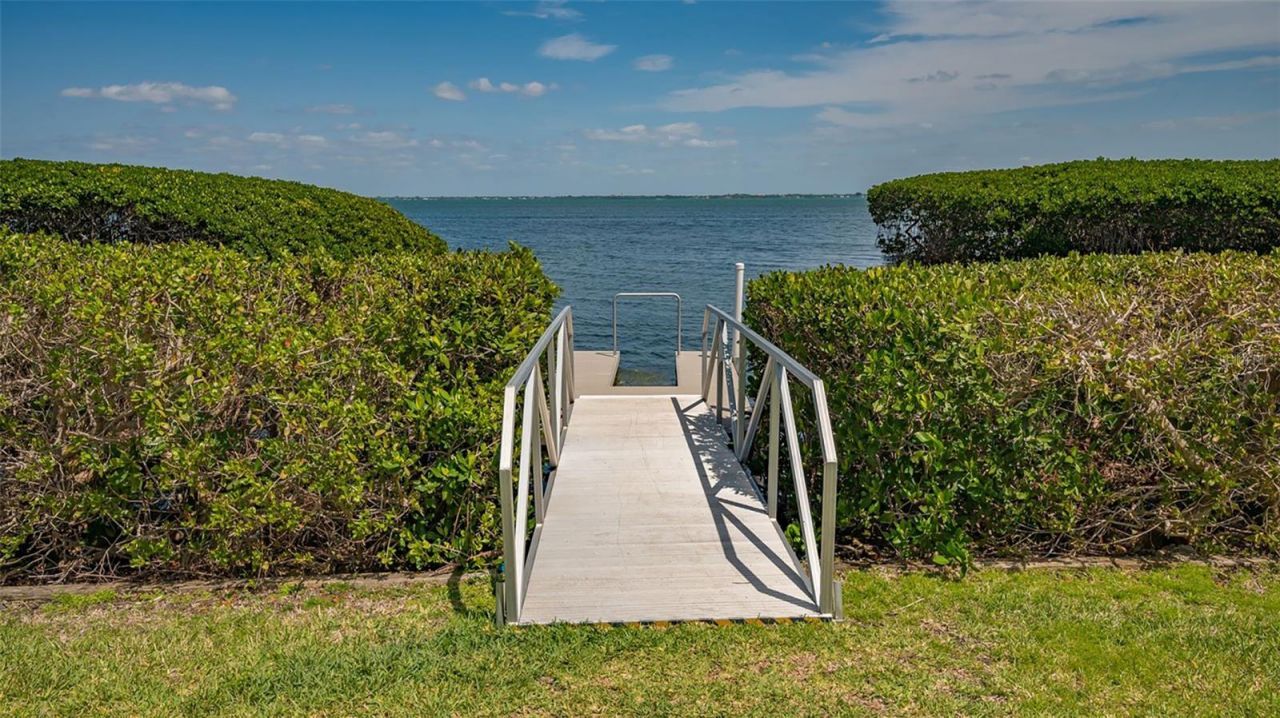 2110 Harbourside Drive, Unit 536, Longboat Key, FL 34228 Photo