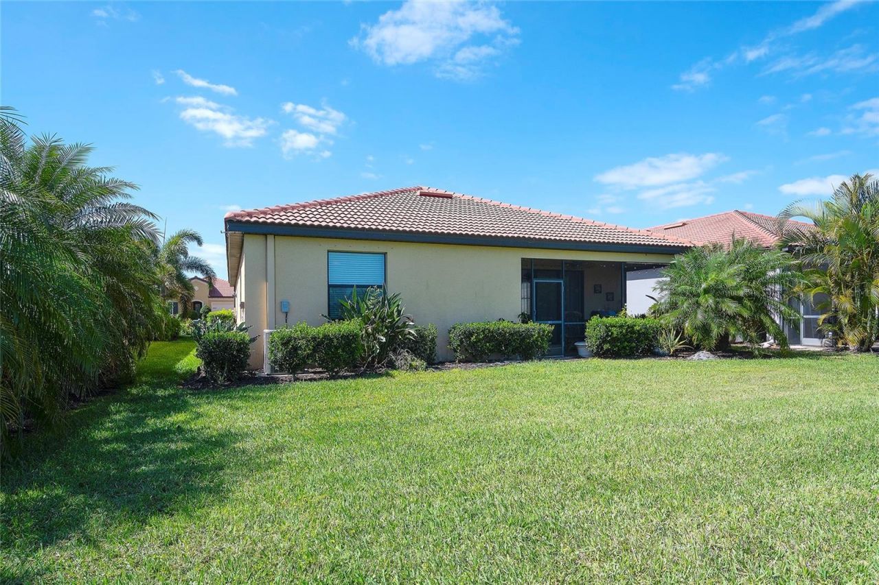 10221 Loch Lomond Drive, Bradenton, FL 34211 Photo