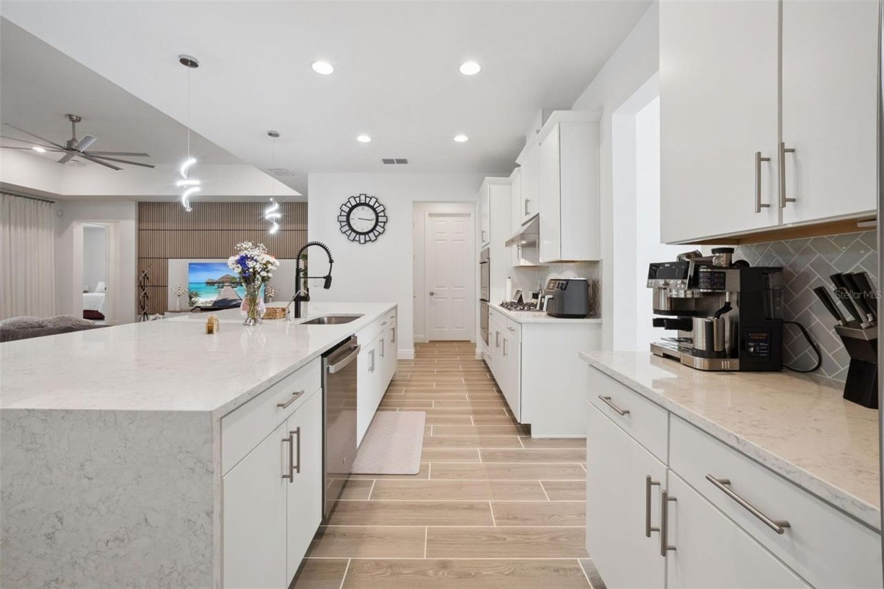 5897 Sierra Crown Street, Mount Dora, FL 32757 Photo