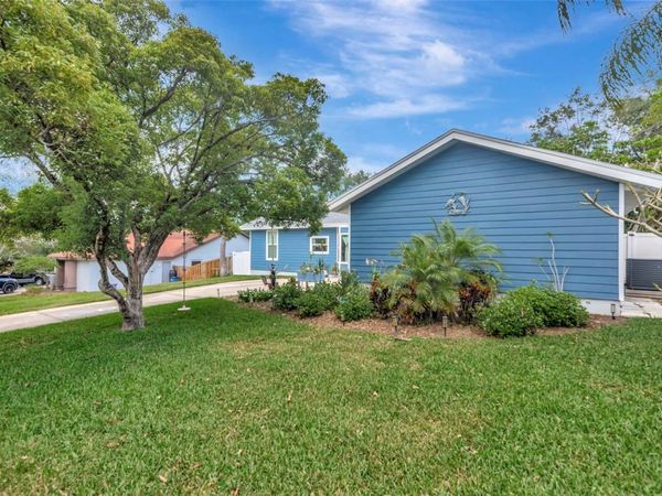 220 NORMANDY CIRCLE W, PALM HARBOR, FL 34683