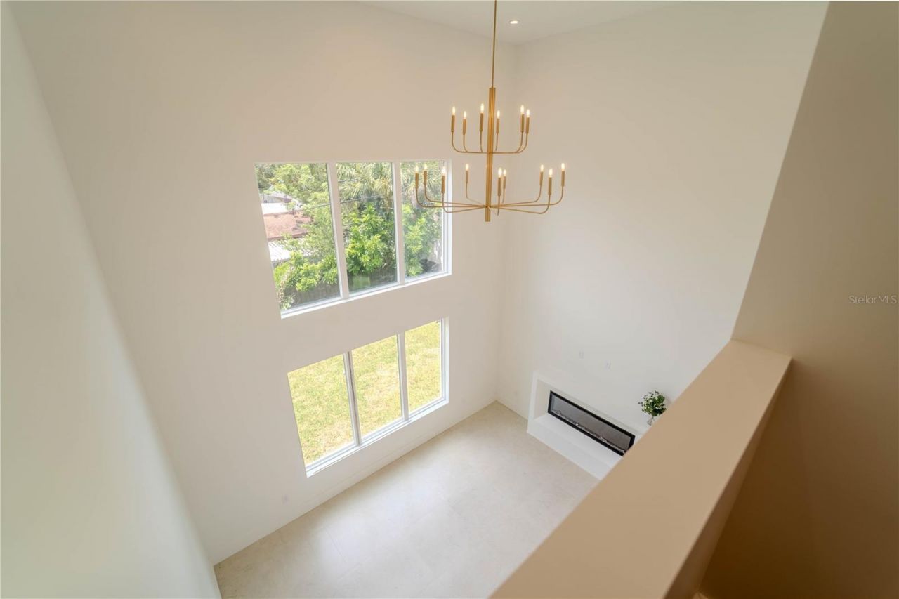 4414 W Lawn Avenue, Tampa, FL 33611 Photo
