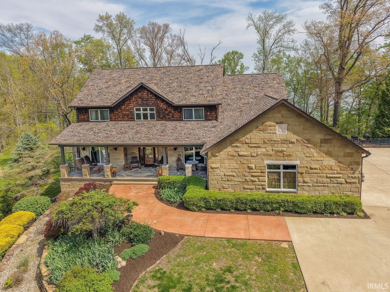 2753 E Pedigo Bay Drive, Bloomington, IN 47401