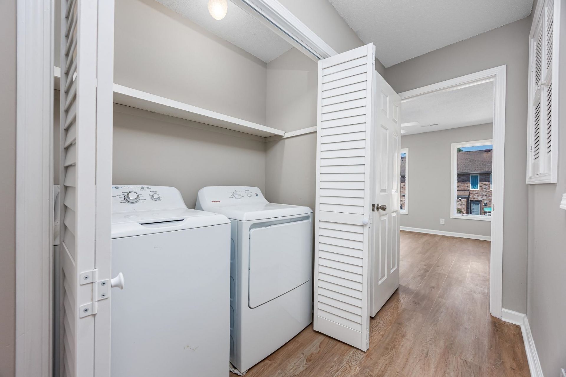 409 Garden Dr. Photo 23