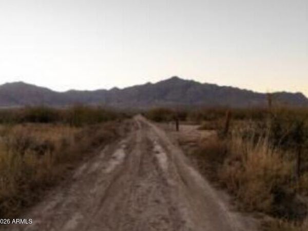 3215 S Carol J Drive, Unit -, San Simon, AZ 85632