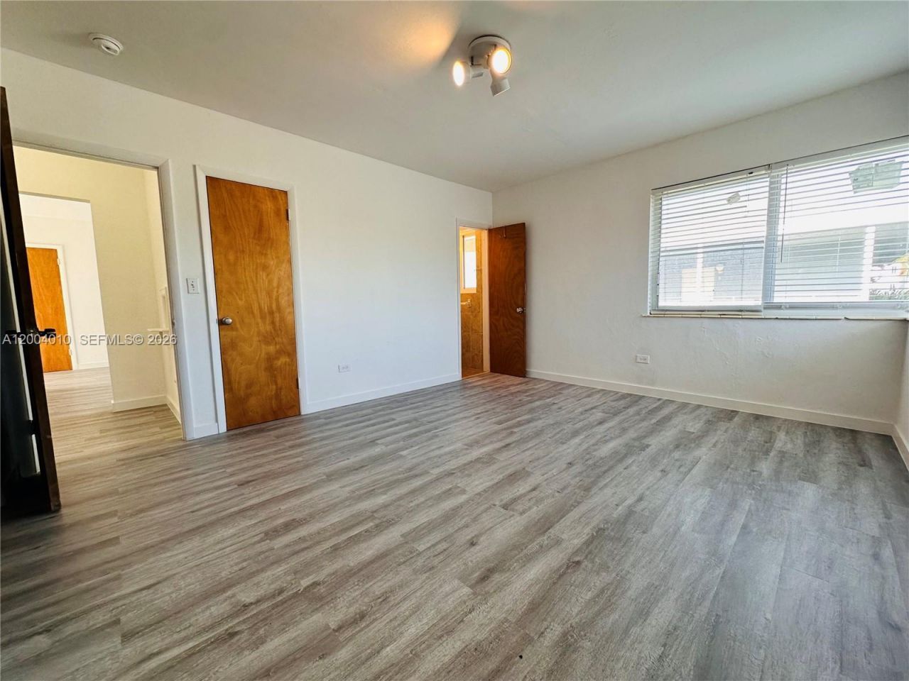 2045 Calais Dr , Unit 3, Miami Beach, FL 33141 Photo
