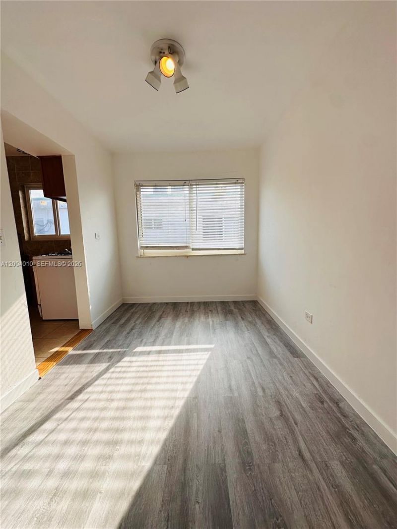 2045 Calais Dr , Unit 3, Miami Beach, FL 33141 Photo