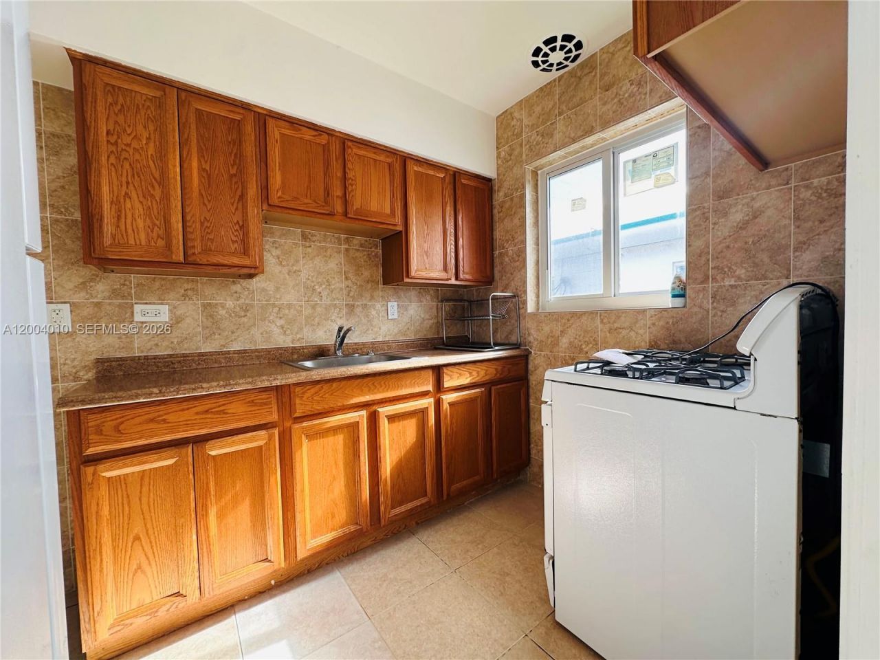 2045 Calais Dr , Unit 3, Miami Beach, FL 33141 Photo