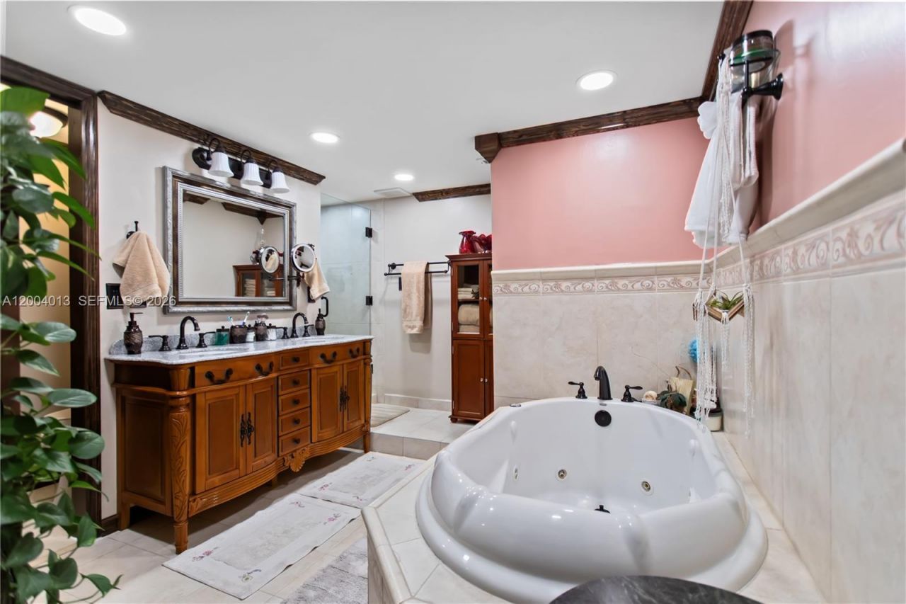 1500 S Ocean Dr, Unit 2G, Hollywood, FL 33019 Photo