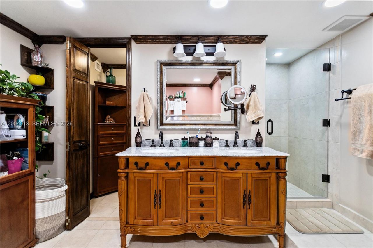 1500 S Ocean Dr, Unit 2G, Hollywood, FL 33019 Photo