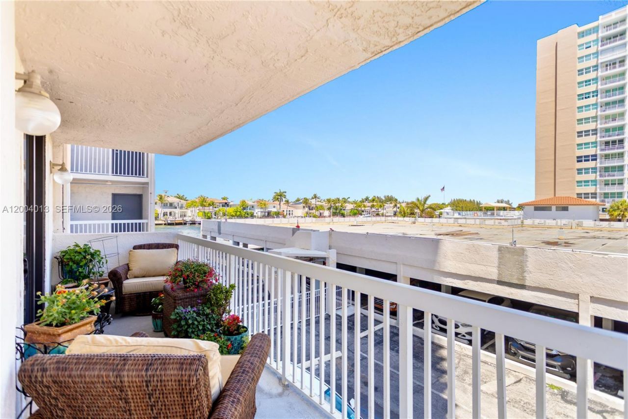 1500 S Ocean Dr, Unit 2G, Hollywood, FL 33019 Photo