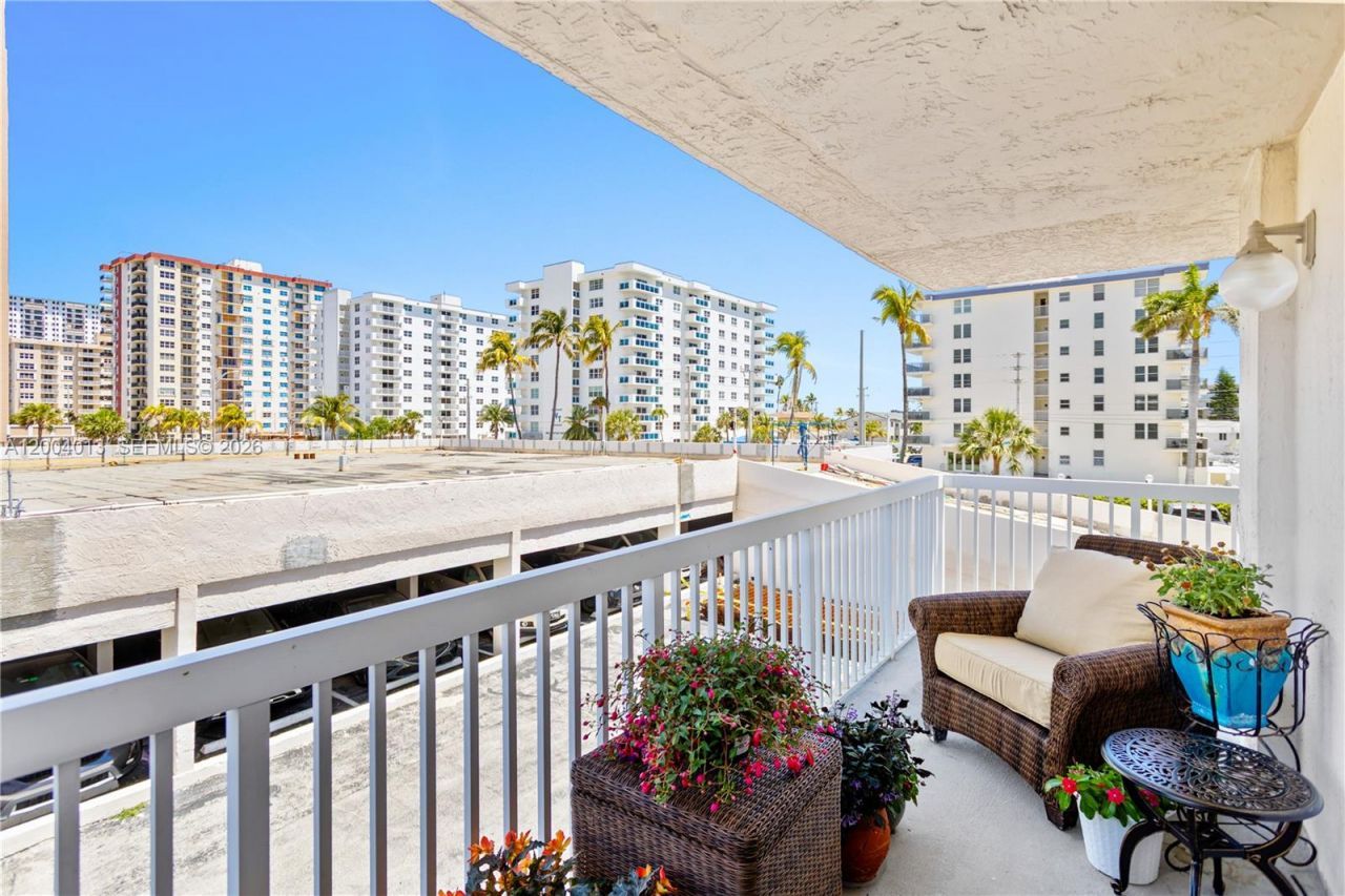 1500 S Ocean Dr, Unit 2G, Hollywood, FL 33019 Photo