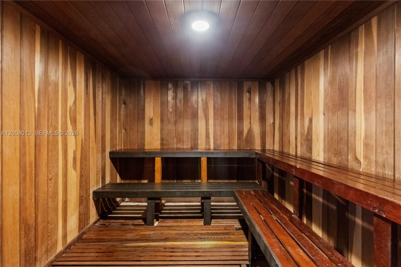 1500 S Ocean Dr, Unit 2G, Hollywood, FL 33019 Photo