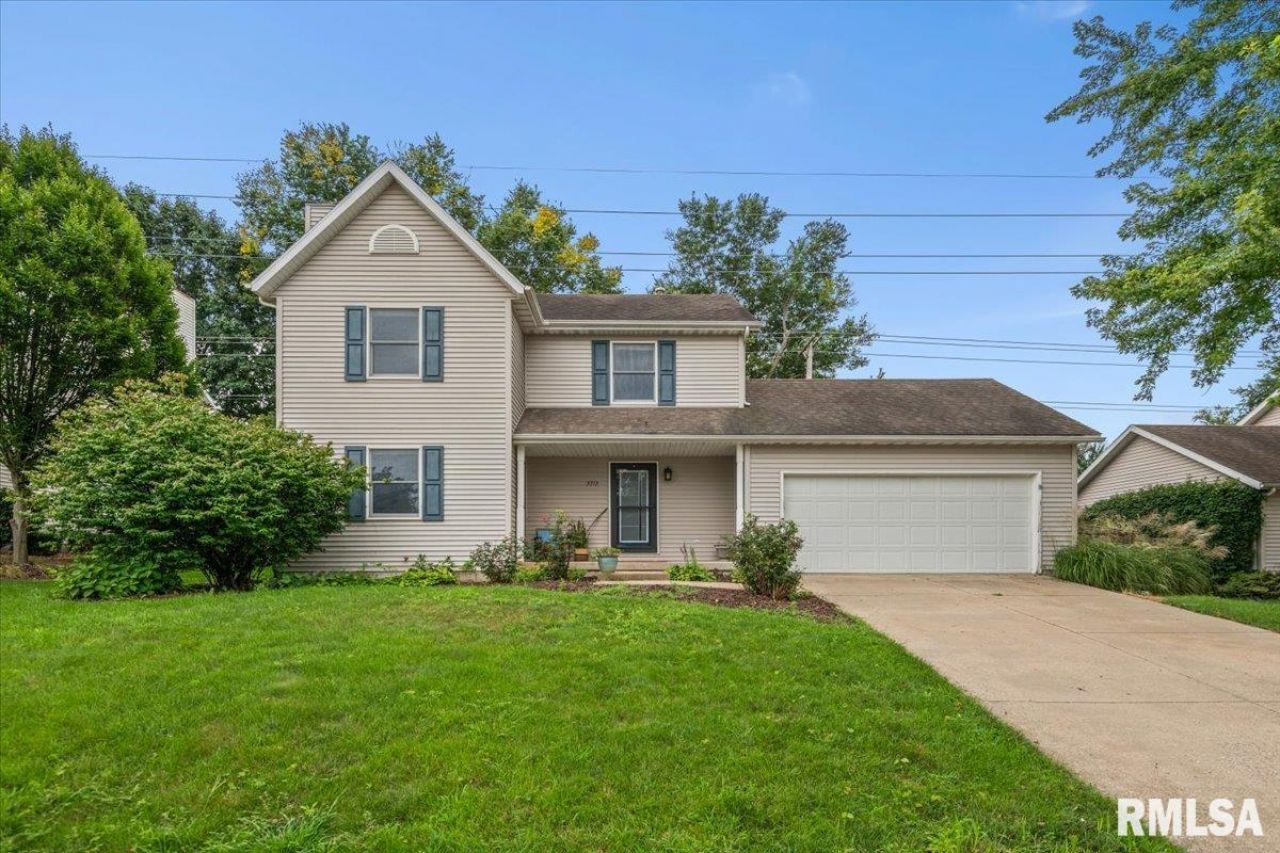 3712 Viking Boulevard, Springfield, IL 62712 Main Photo