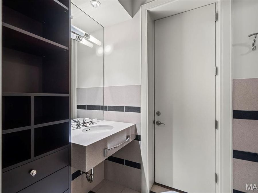 Property Image 76