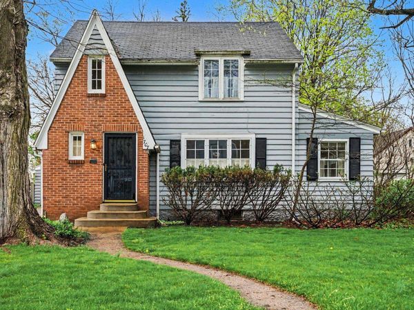 1707 W Hamilton Street, South Bend, IN 46628