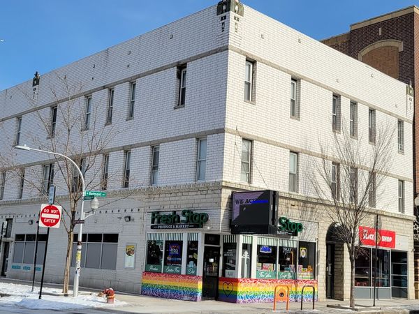 930 W Belmont Avenue , Unit 205, Chicago, IL 60657