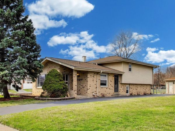 12044 S Holmberg Court , Alsip, IL 60803