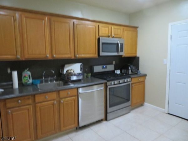 197 Valley St, Unit 2, Belleville, NJ 07109