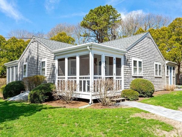 558 Craigville Beach Road, Unit 7, Barnstable, MA 02632