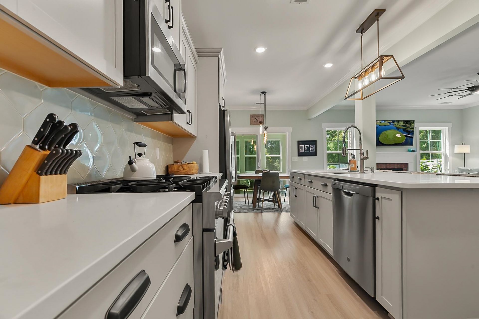 5159 Country Pine Dr. Photo 10