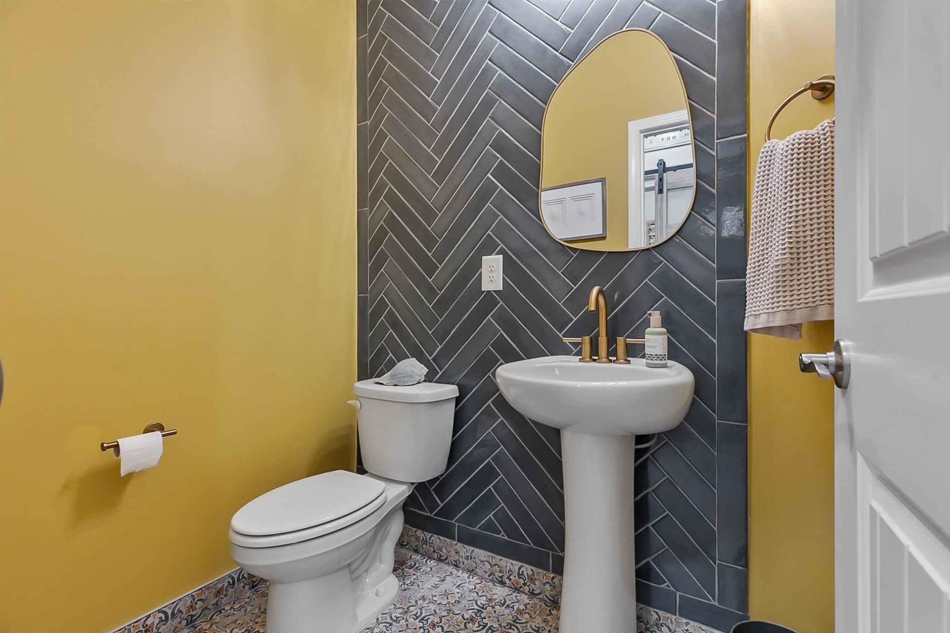 5159 Country Pine Dr. Photo 25